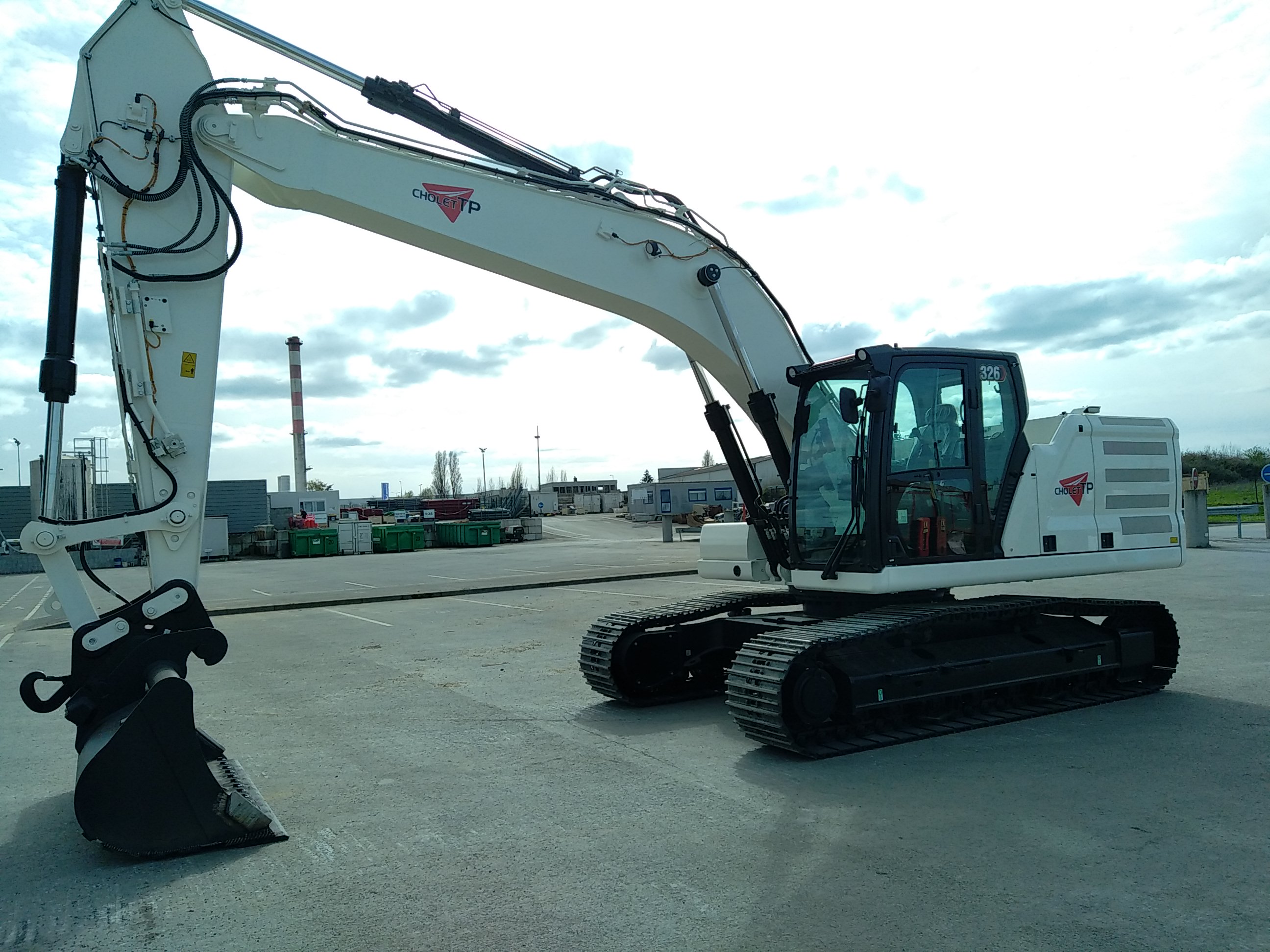 PELLE CAT 326